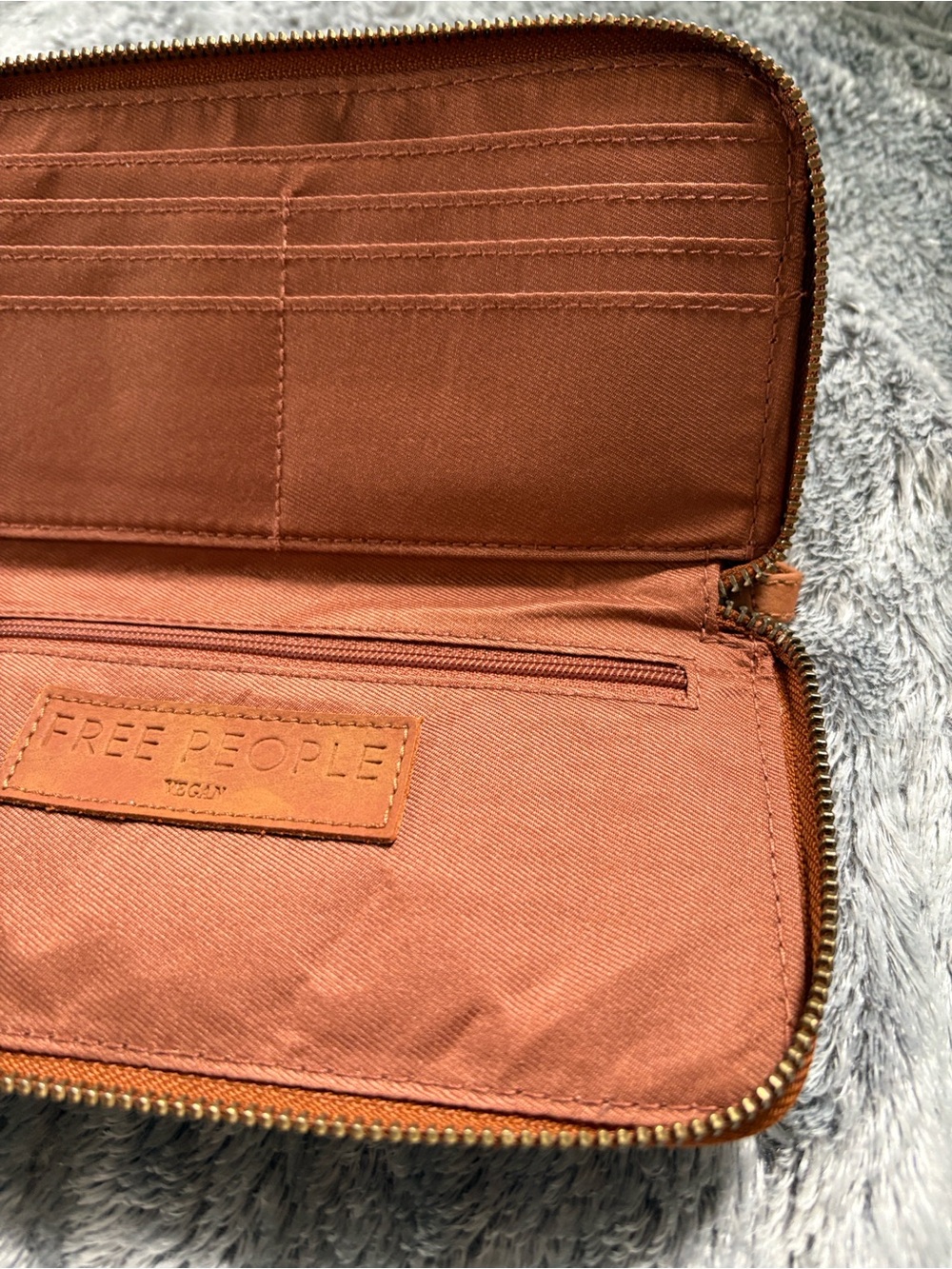 Free People Wallet - Picture 11 of 13